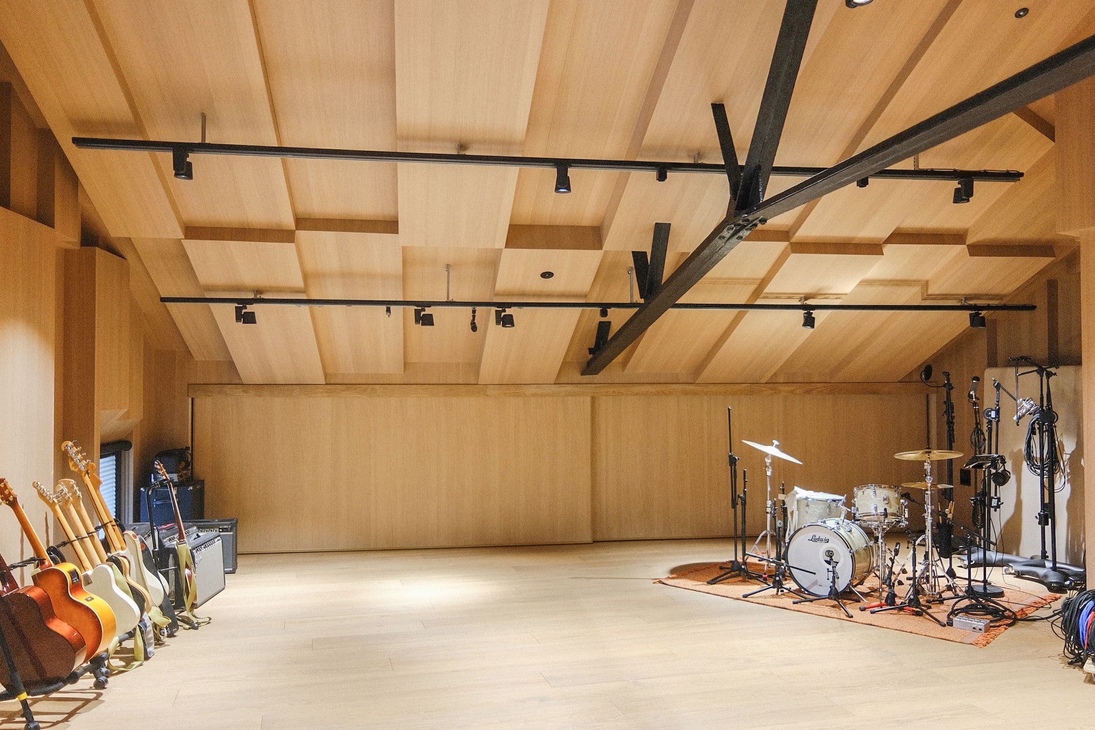 Photo of The west end at Luft Studios